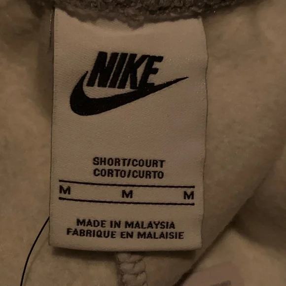 Nike Sportswear Phoenix
Fleece High-Waisted
Wide-Leg Sweatpants - Picture 11 of 14